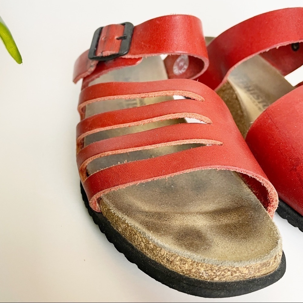 Mephisto Red Leather assymetrical cut-out sandals 35 - Picture 7 of 10